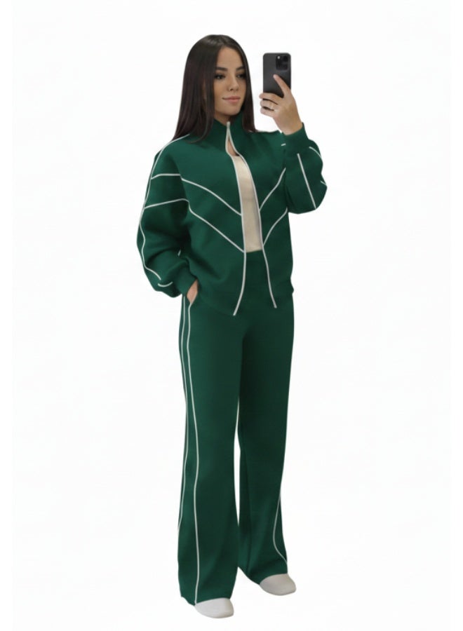 Women’s Green Winter Sports Set – Modern and Comfortable Design Made from Melton Cotton for Warmth in Cold Weather and Daily Wear – Zip-Up Top and Practical Pocketed Pants That Can Be Styled with Other Pieces - Image 2